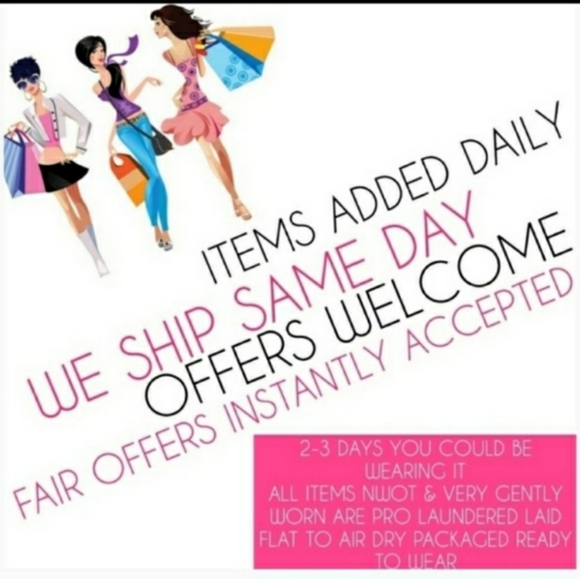 BEBE Top Size M Ruched Toga Twist Strap EUC - Picture 6 of 10